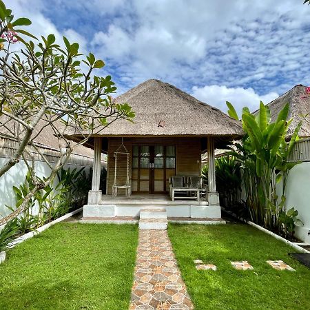 Bamboo Bungalows Nusa Lembongan  Exterior photo